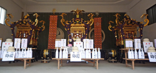 本社神輿